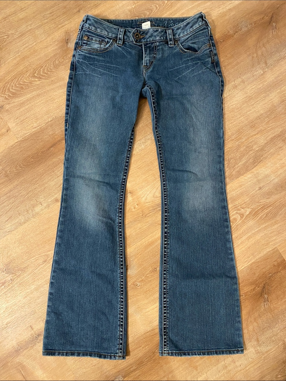 Silver Jeans ‘Tuesday’ Women's Bootcut Jeans - Size 28
